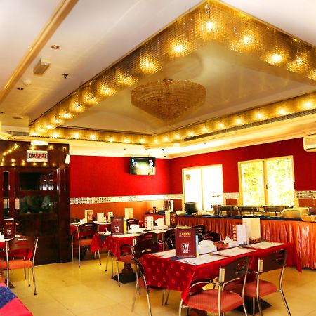 Zain International Hotel Дубай Екстер'єр фото