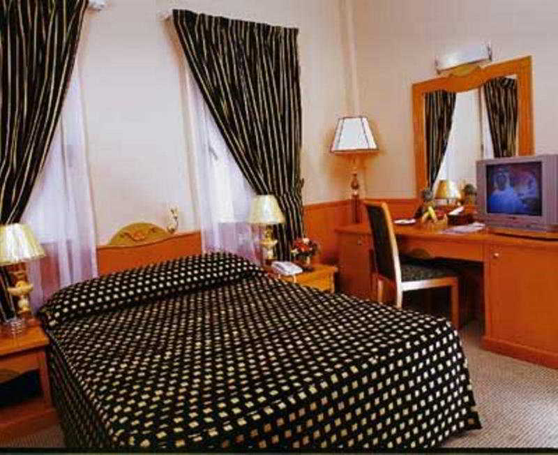 Zain International Hotel Дубай Екстер'єр фото