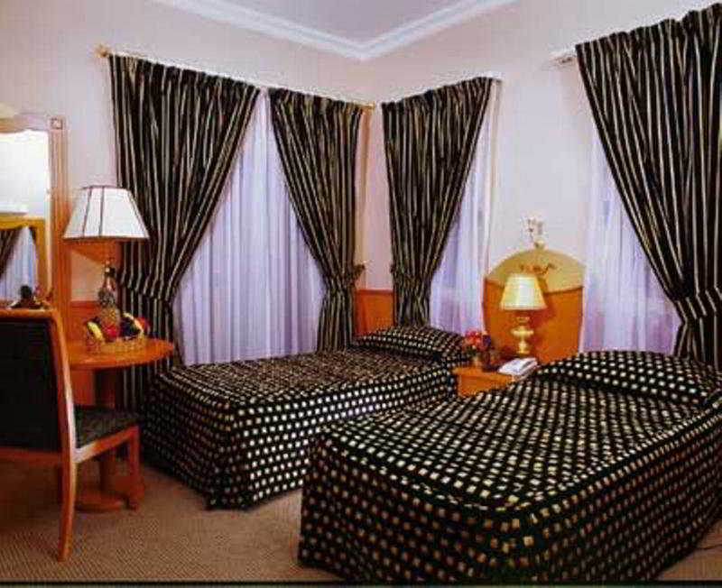 Zain International Hotel Дубай Екстер'єр фото