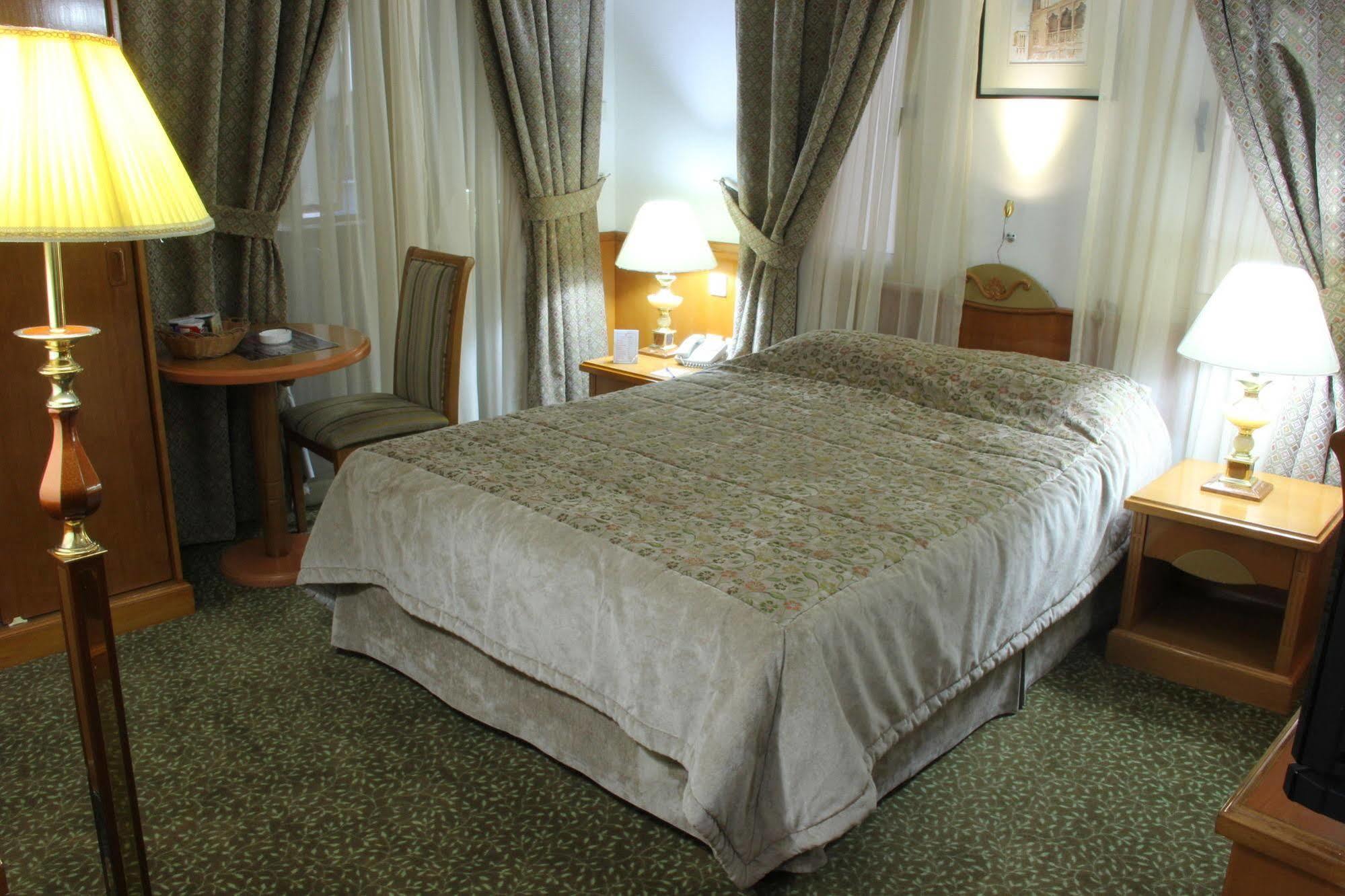 Zain International Hotel Дубай Екстер'єр фото